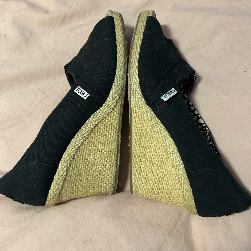 TOMS wedge heel
